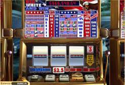 Red, White and Win Slots